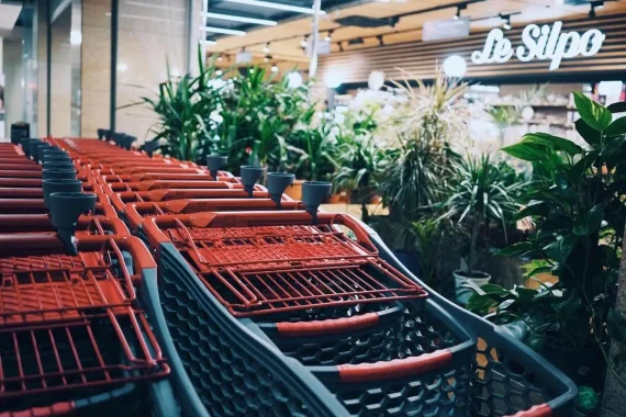 service-retail-consumer
